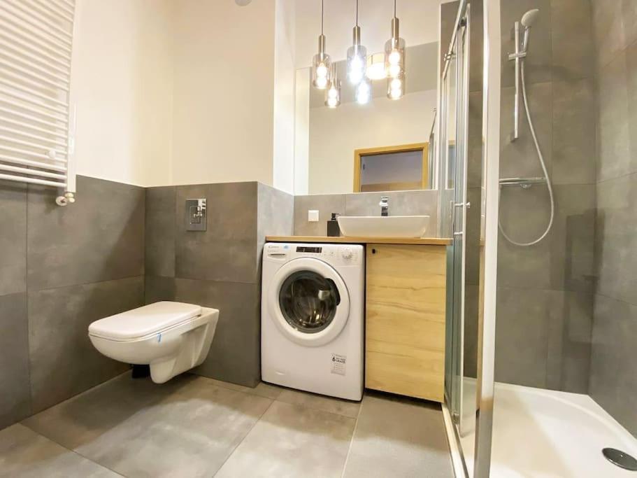K22 Sky Apartments In The Varsovie Extérieur photo